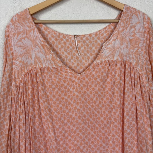 Free People Women's Boho Peasant‎ Tunic SZ Medium Coral Pink Floral Flowy Resort - Picture 3 of 9